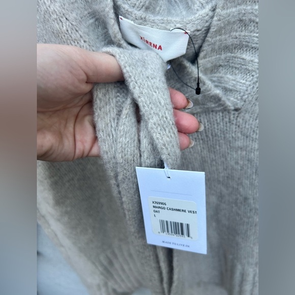 Xirena Margo Cashmere Vest in Oat New with Tags! - Picture 10 of 11